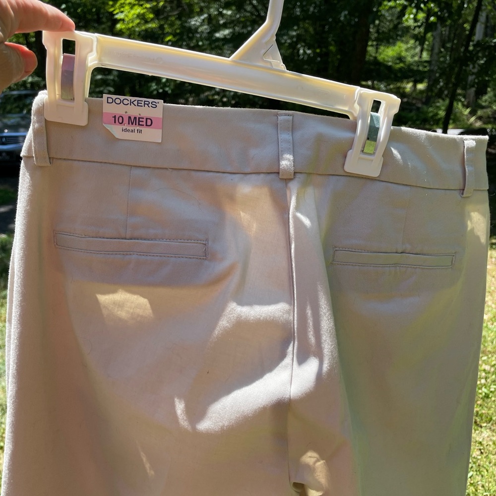 Dockers. Tan Slacks.